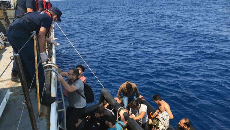 Marmaris’te 44 düzensiz göçmen kurtarıldı