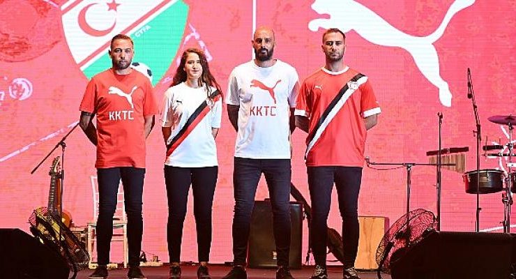 Puma’nın Tasarladığı KKTC Milli Futbol Takımı Formaları Tanıtıldı