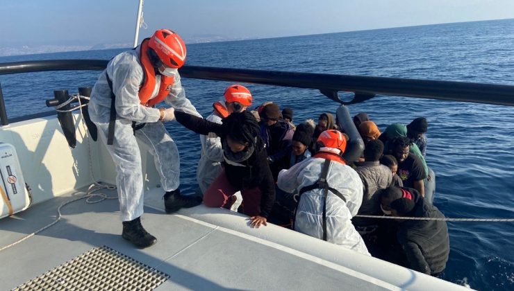 Aydın’da 75 düzensiz göçmen kurtarıldı