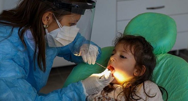 Karşıyakalı Çocuklara Ağız ve Diş Sağlığı Taraması