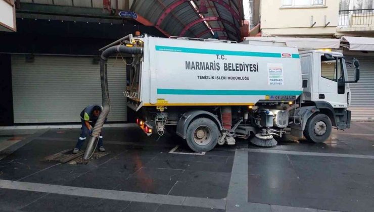Marmaris’te belediye ekiplerinin yağmur mesaisi