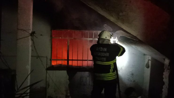 Nazilli’de metruk binada çıkan yangın panikletti