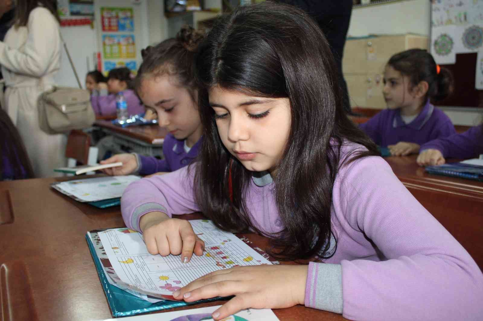 Aydın’da 189 bin 827 öğrenci karne aldı