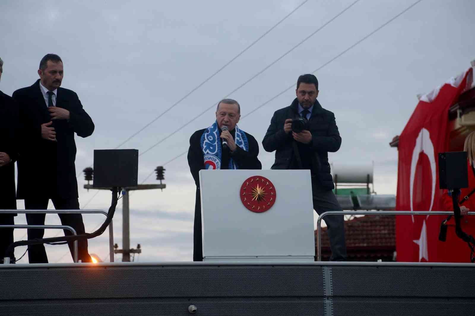 Cumhurbaşkanı Erdoğan: “Kızılelma, füzelerimiz Yunanlıları ürkütmeye başladı”