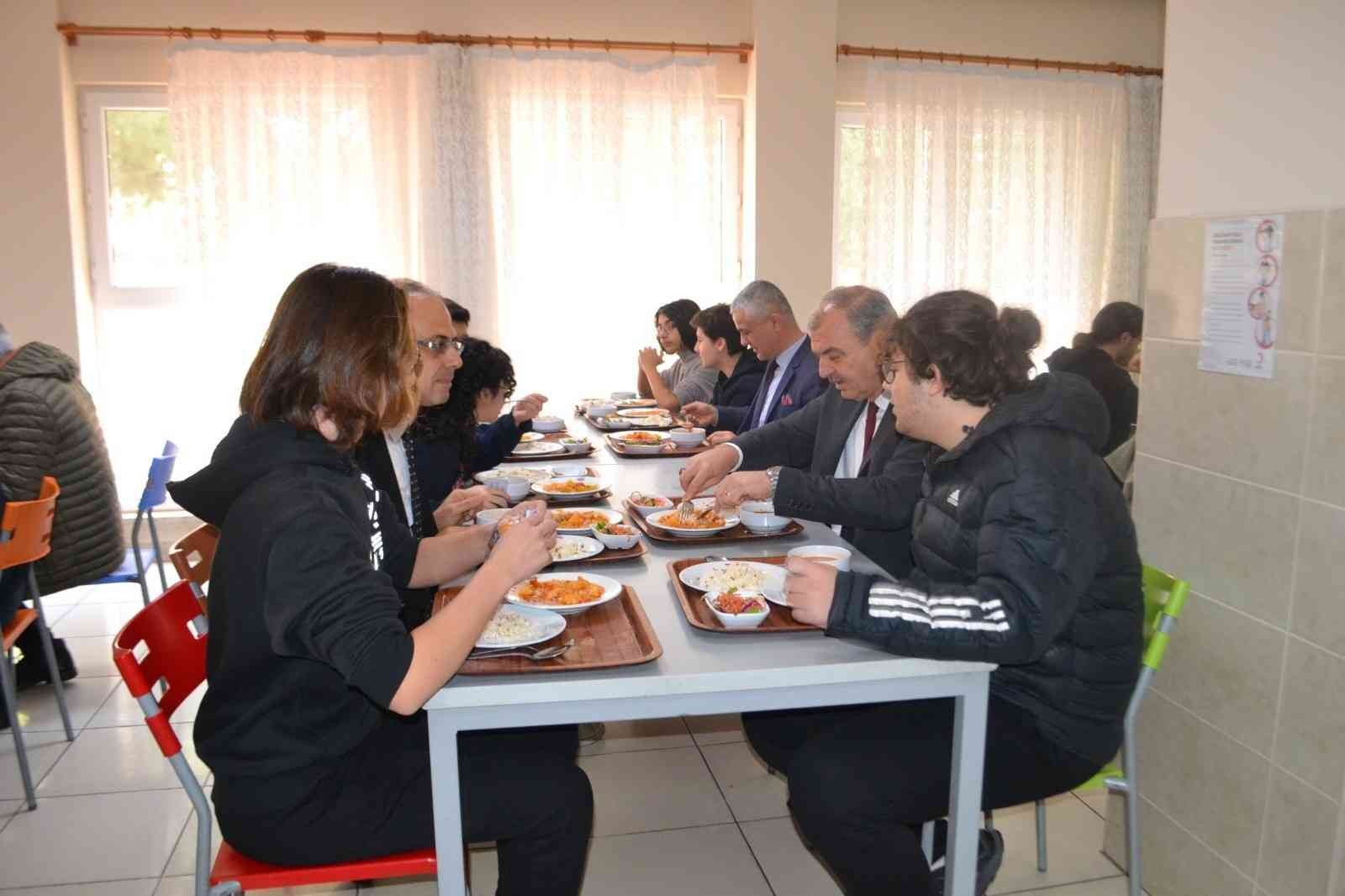 Aydın’da 2 bin 647 pansiyon öğrencisine kaliteli beslenme imkanı sunuluyor