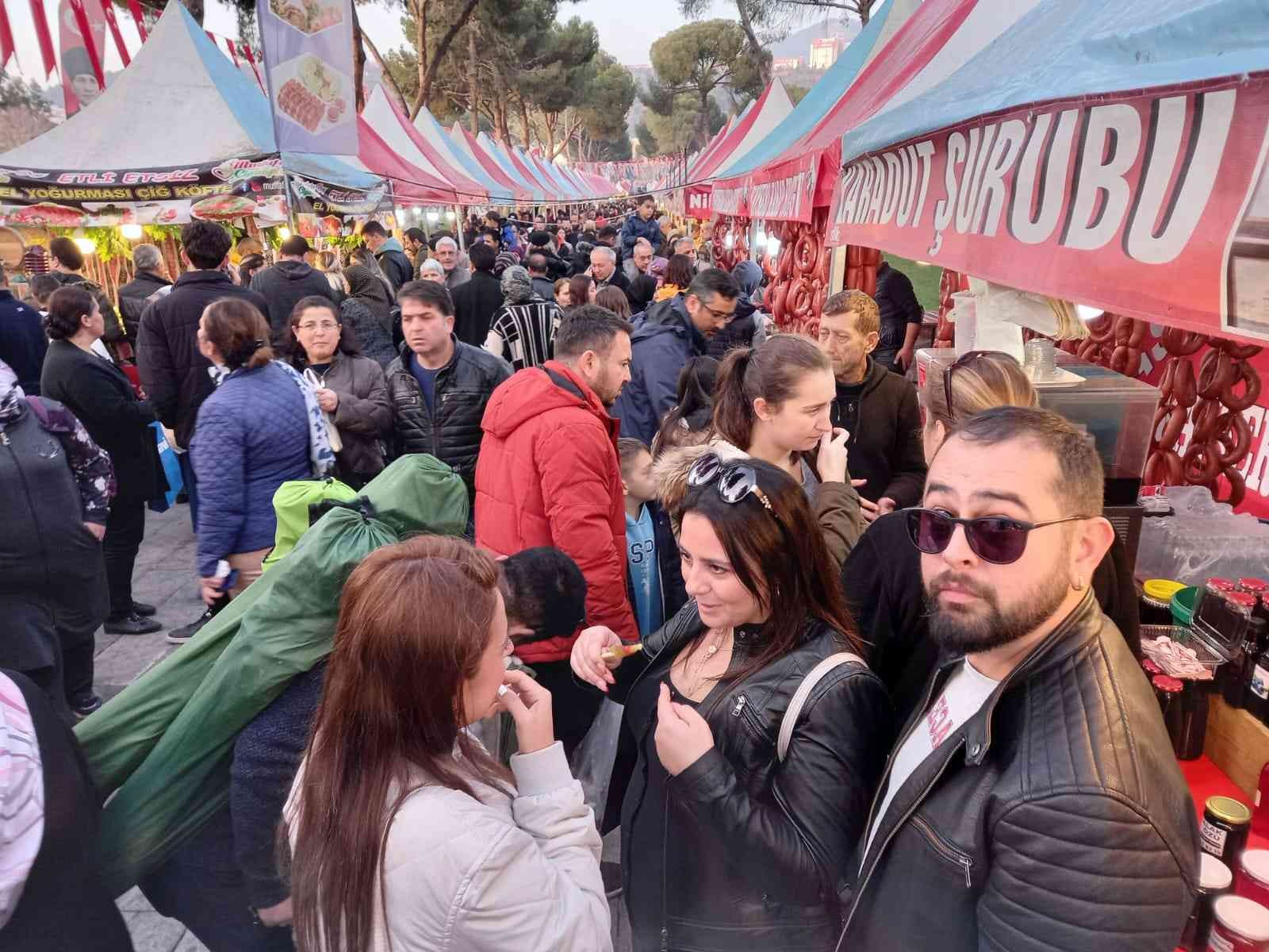 Dadaşlar Efelerle Aydın’da buluştu, Tekstil Park’ta adım atacak yer kalmadı