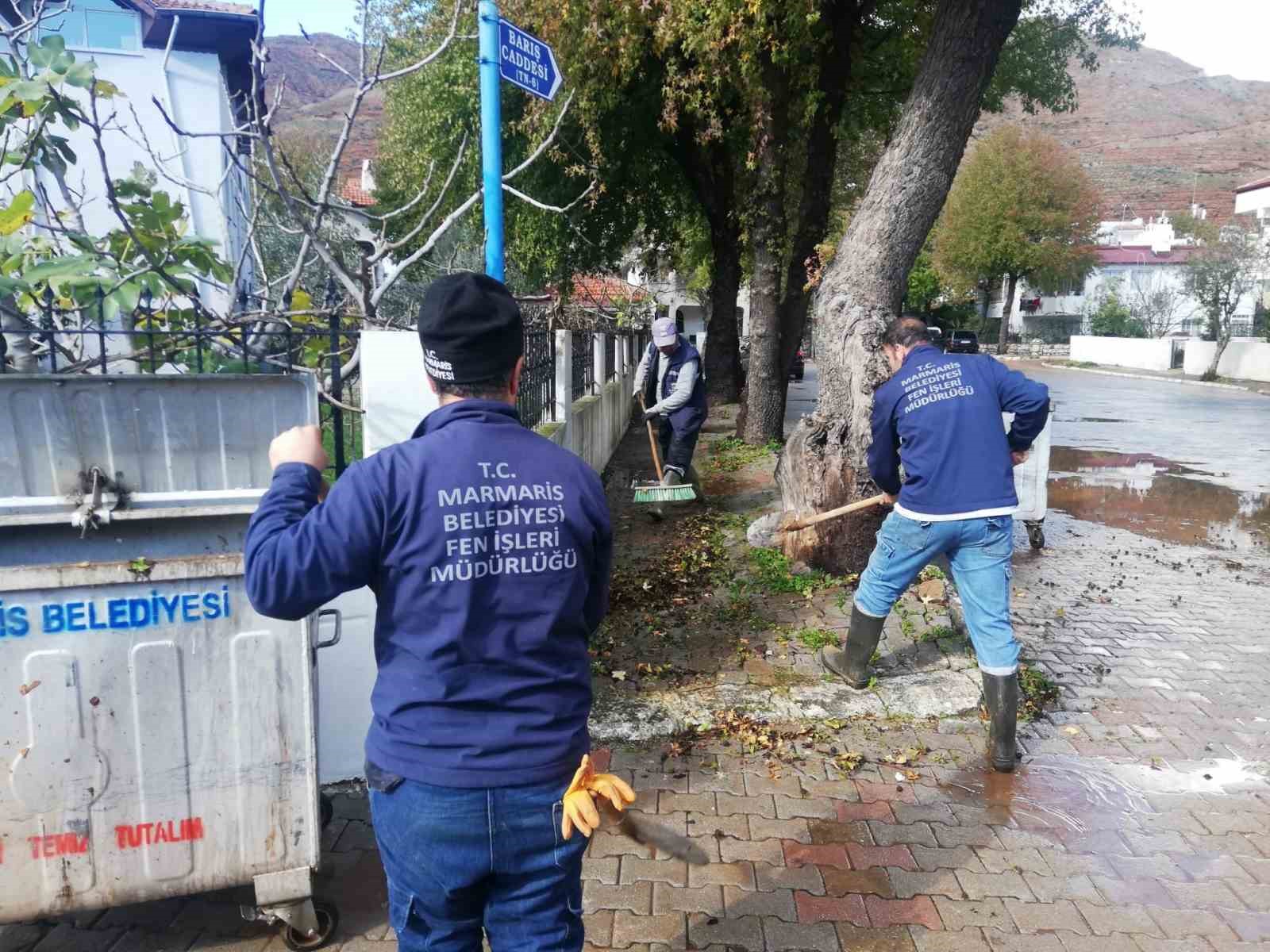 Marmaris Belediyesi, sel felaketinin yaralarını sarıyor