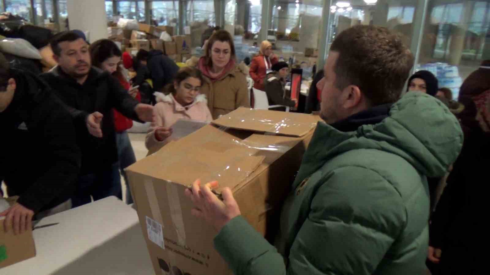 Giresunspor Kaptanı Onurcan Piri’den depremzedelere destek