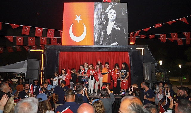 Çeşme'de 19 Mayıs'ta muhteşem kutlama